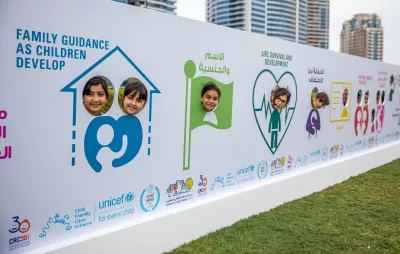 Children participating in the CRC 50-metre-long wall for Guinness World Records – 2019